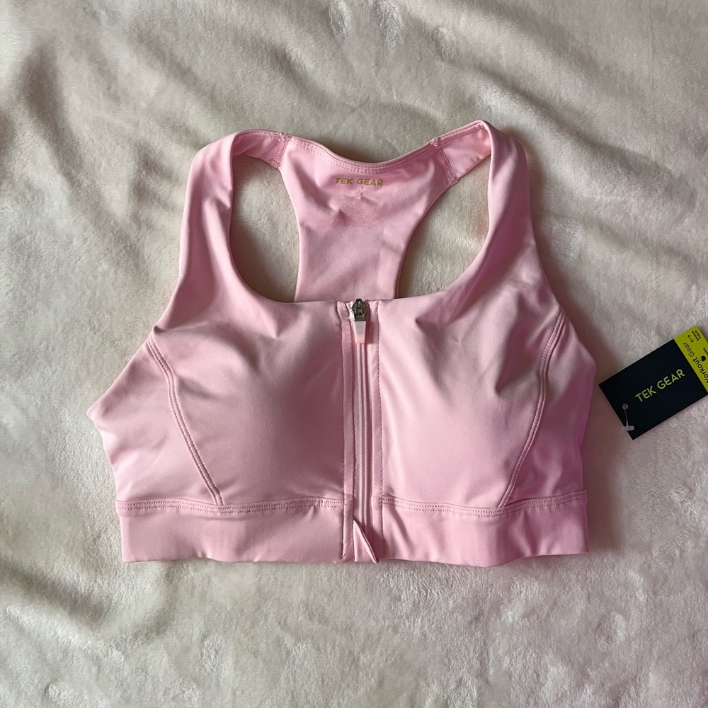 NWT zip front sports bra. Size small.
